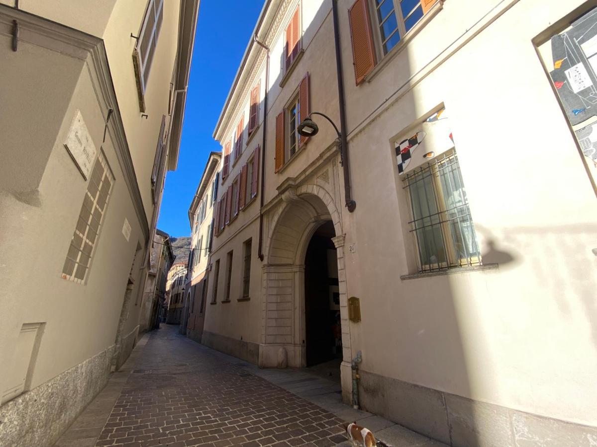 La Porta Azzurra - Casa Vacanze Como Exterior photo
